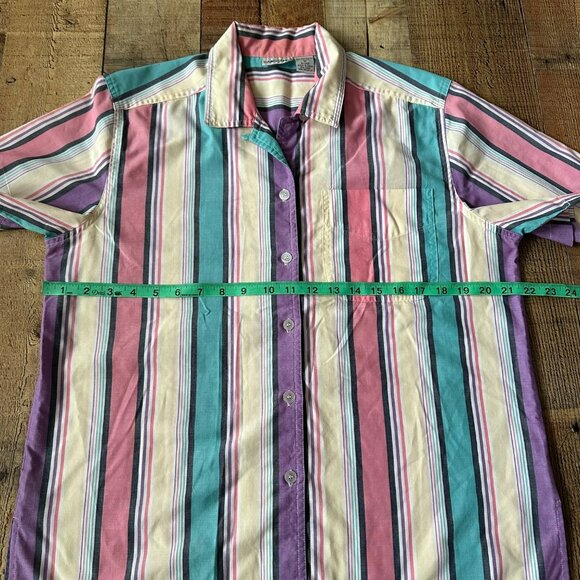 Vintage Cabin Creek Women's Size Medium Pastel Stripe Short Sleeve Button Down - Picture 2 of 6